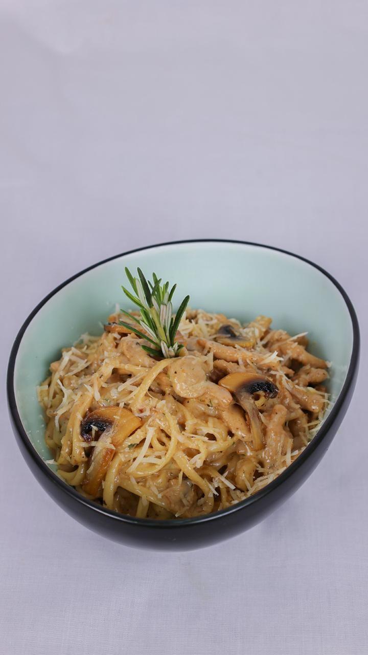 Salsa Chicken Alfredo