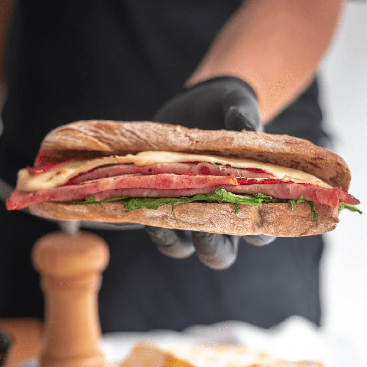 Sandwich Shalom (Charcuteries Fines Amselem)