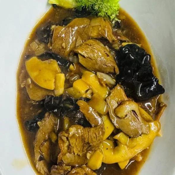 Bœuf Aux Champignons De Paris