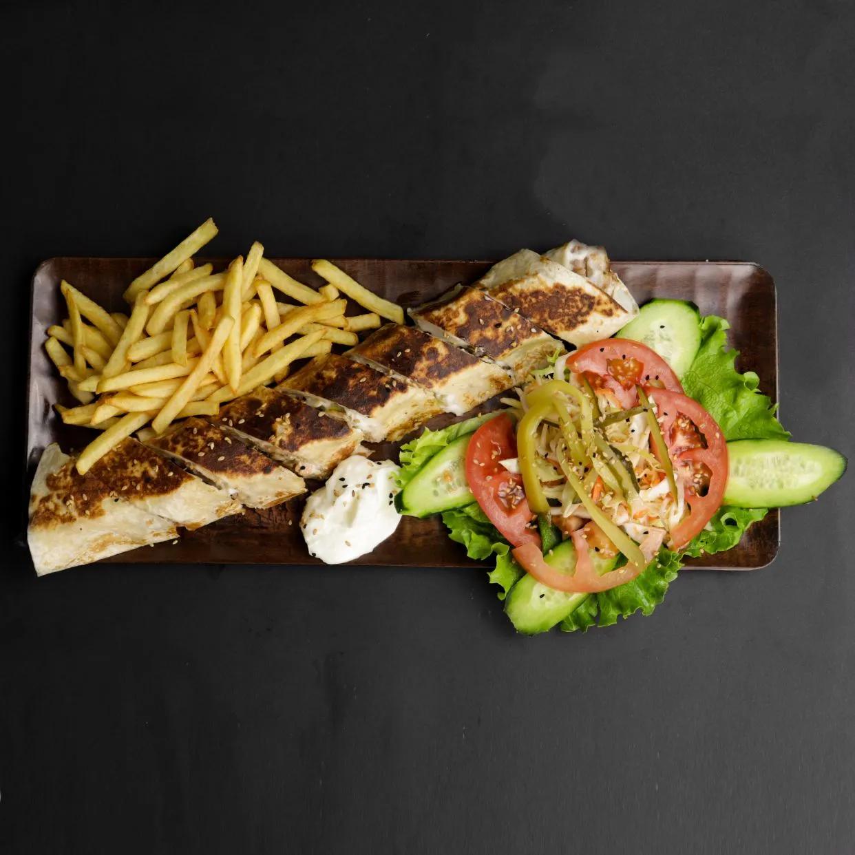 Shawarma Sultan Arabi Avec Frites Et Salade Swiss