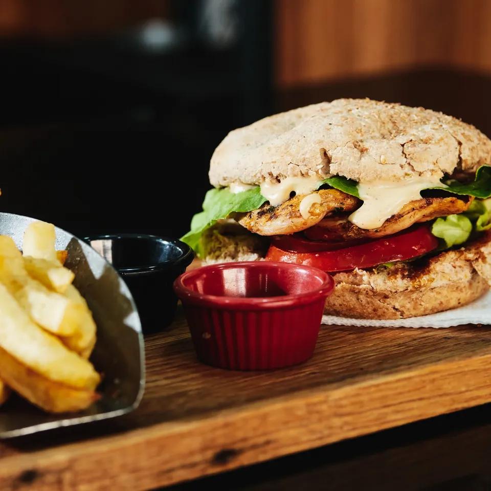 Le Ti-Shka Burger