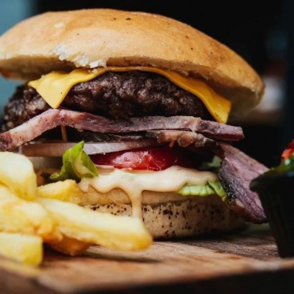 X-Laz ( Beef Burger )