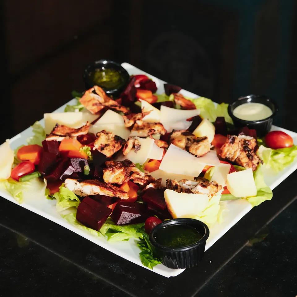 Salade De Poulet Grillé Et Légumes