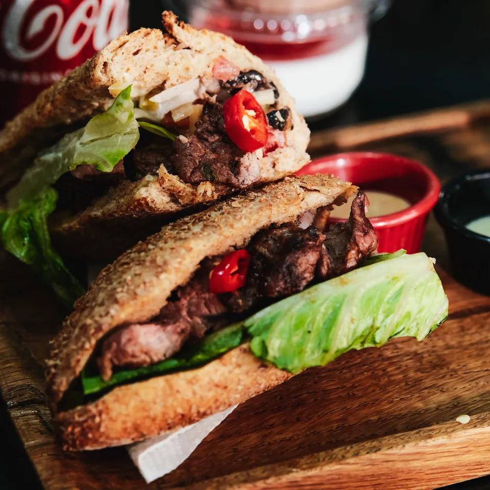 Sandwich Le Beef Jalapeno