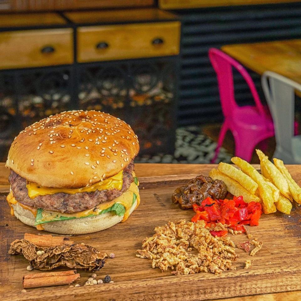 Le Don ( Chicken Burger)
