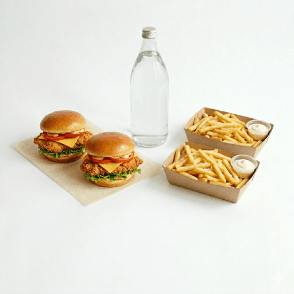 2 Burgers Crispy + 2 Barquettes de Frites + Boisson 1L