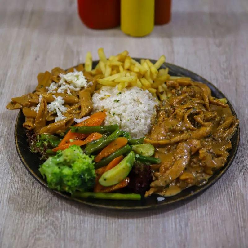Emincé De Poulet Sauce Champignon