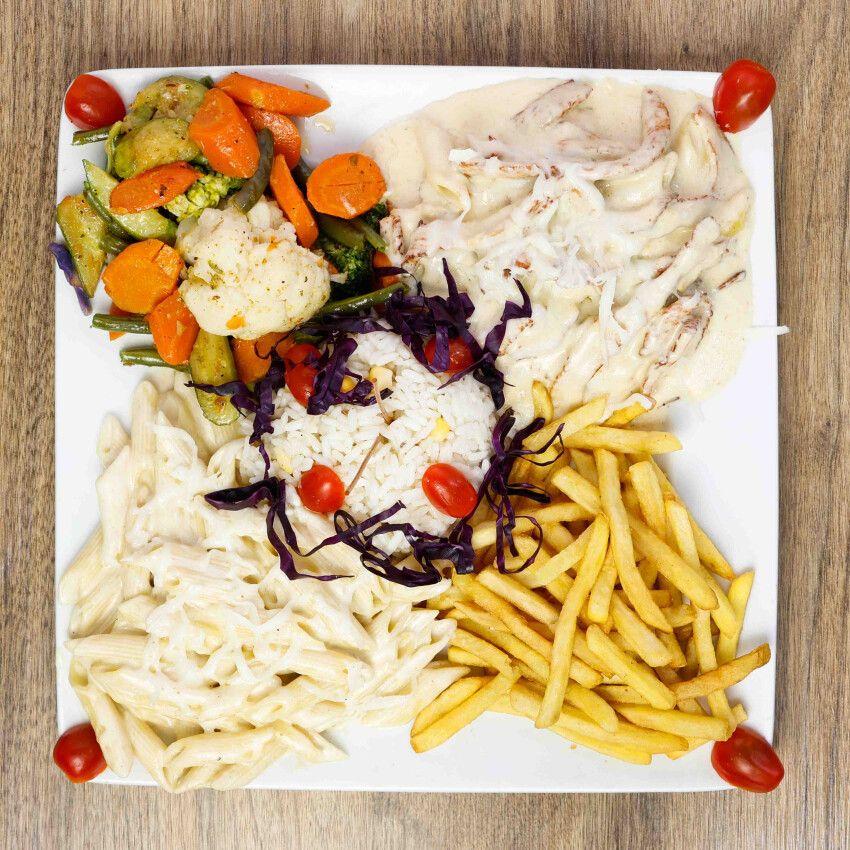 Emincé De Poulet Sauce Blanche