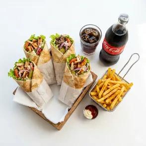 4 Shawarmas+ Boisson 1L+ Barquette de Frite