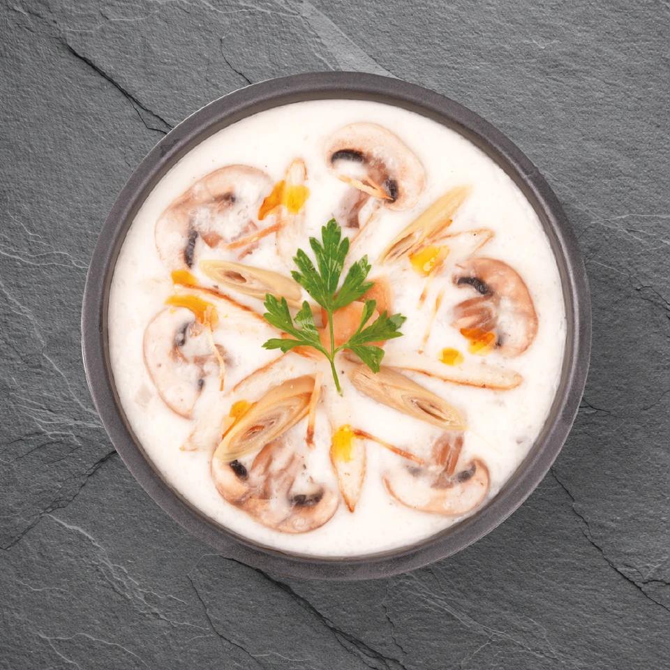 TOM KHA KAI
