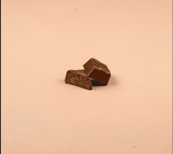 Chocolat au lait pralinÃ© amande