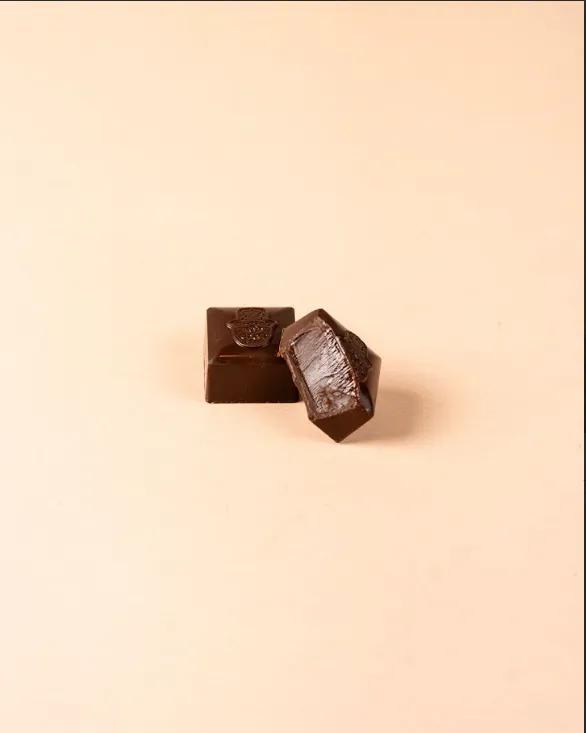 Chocolat noir ganache noir
