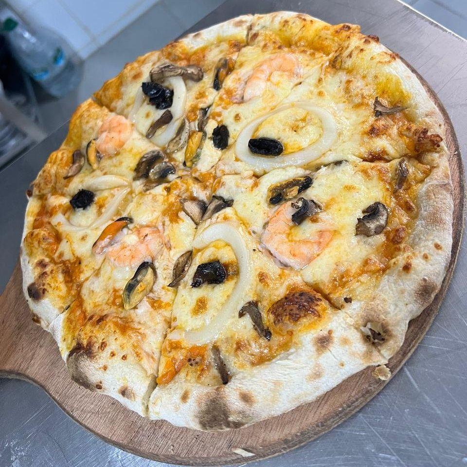 Pizza Fruits de Mer