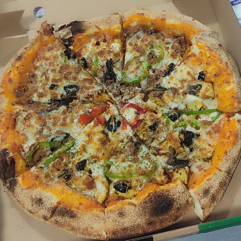 Pizza deux saisons