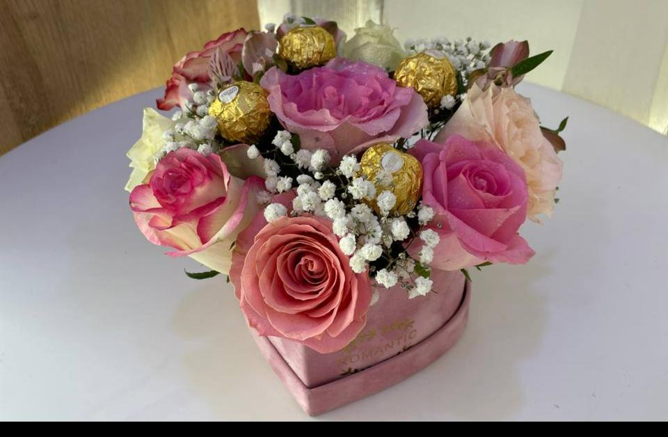 Box Fleurs & Chocolat Rose