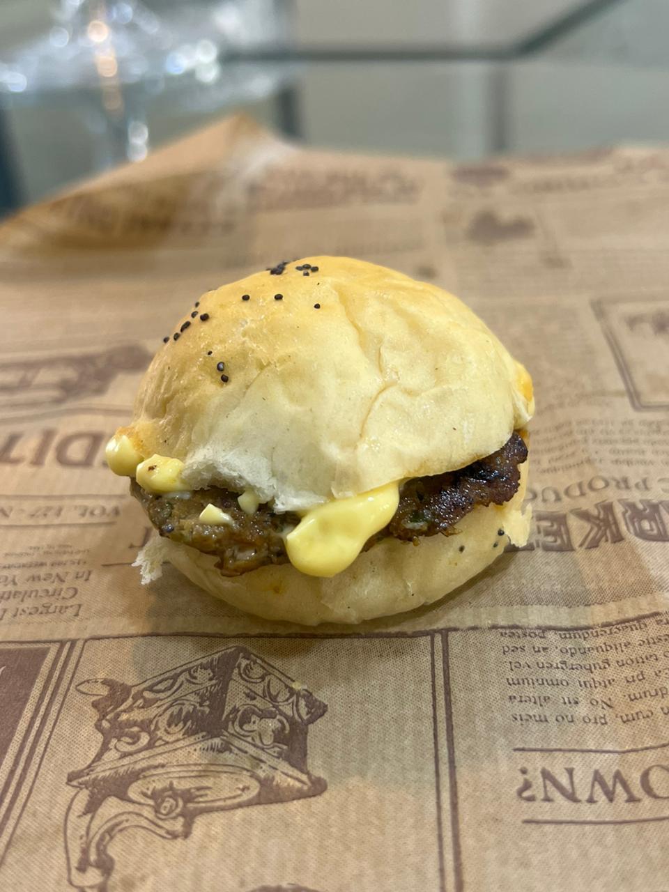 Mini cheese burger