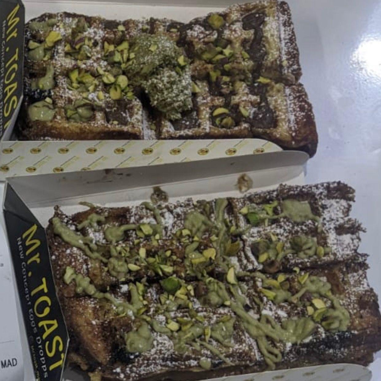 Waffle Kunafa Pistache