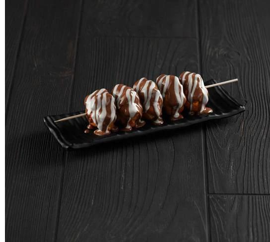 Brochette de Profiterole