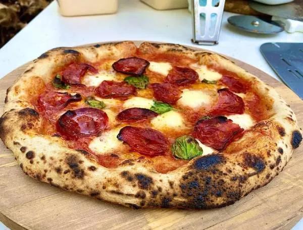 Pizza pepperoni