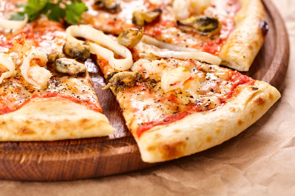 Seafood Pizza