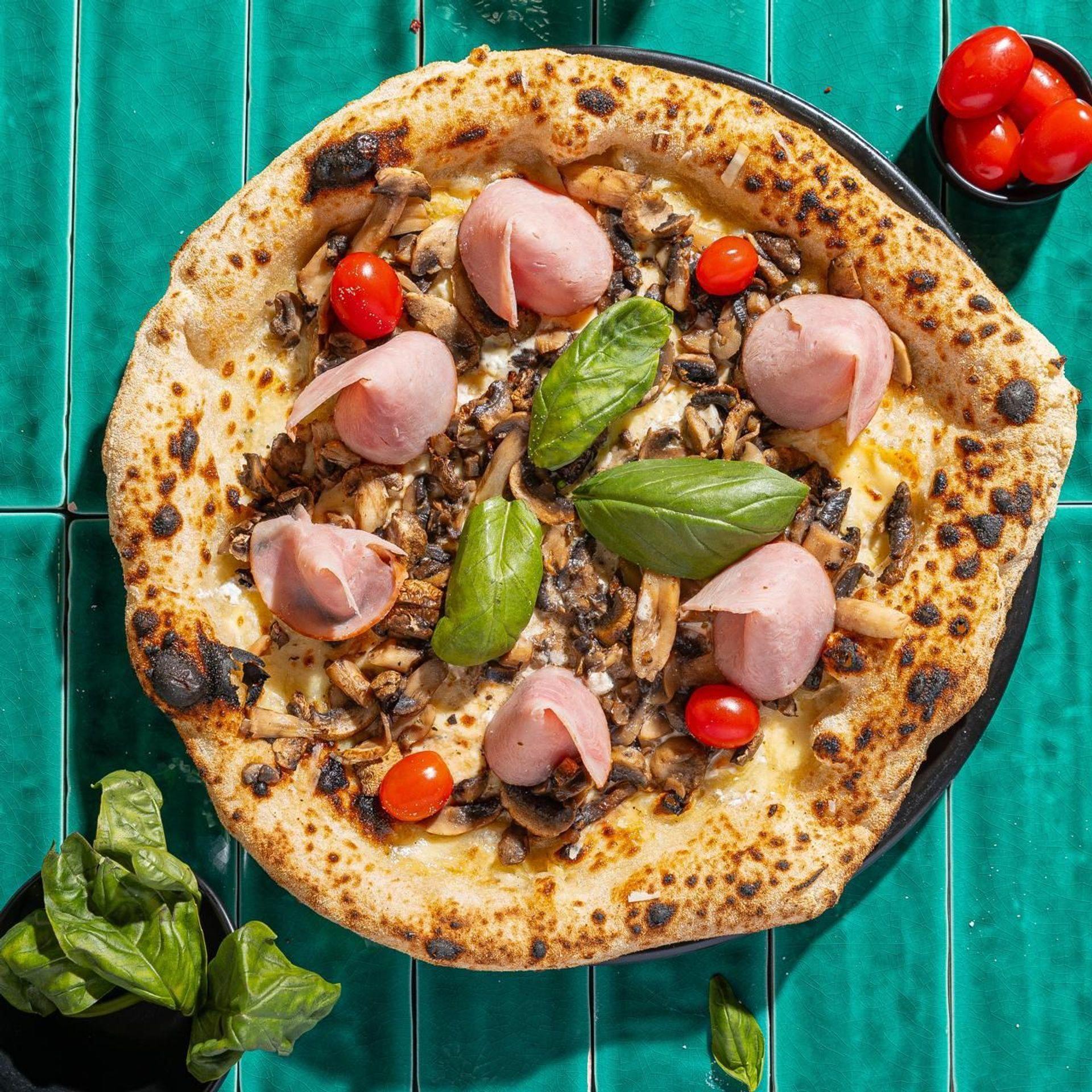 Pizza Regina