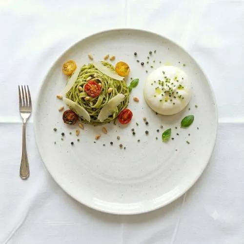 Pasta Buratta Pesto