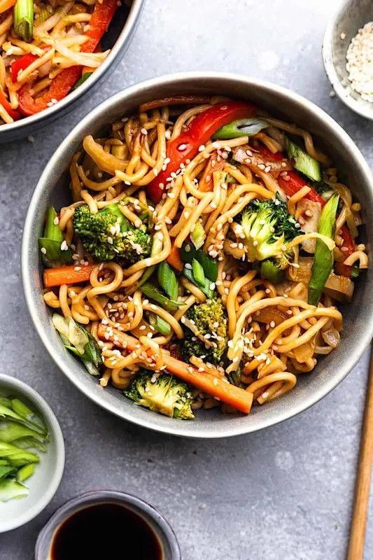 Noodles Sauté aux Légumes