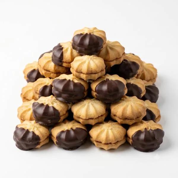 Petit Four 2