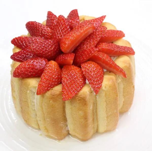 Charlotte Aux Fraises