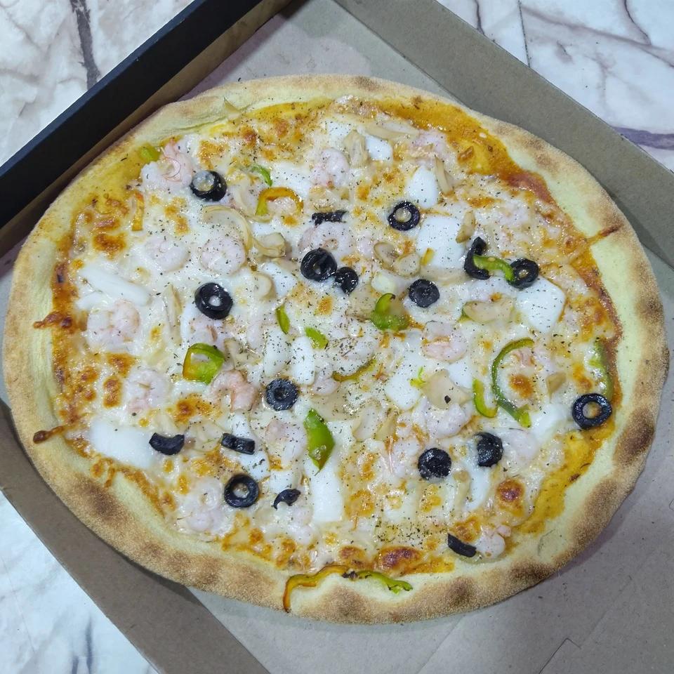 Pizza La Marina