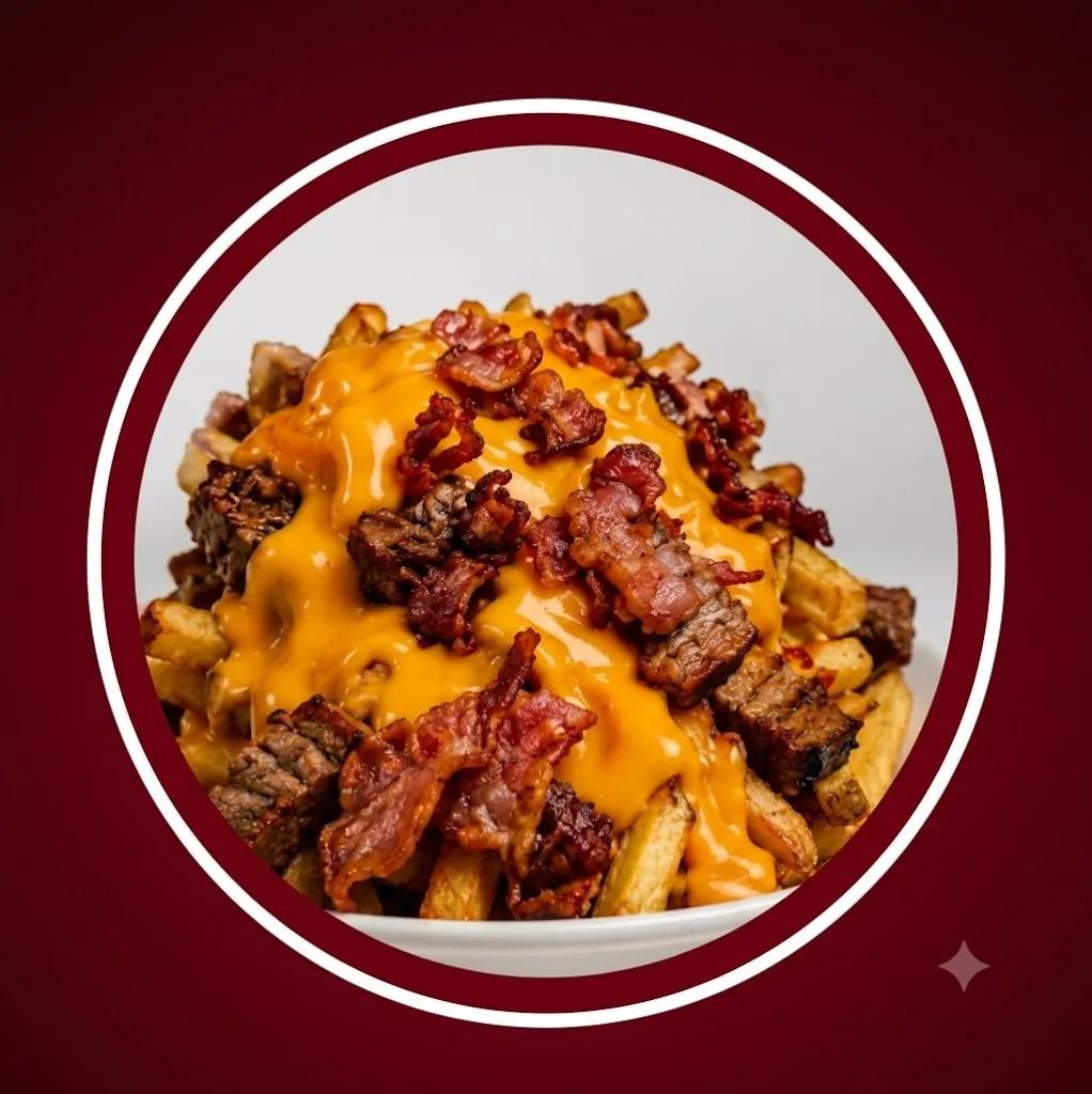 Frite Fromage Fondu Avec Steak Hachée