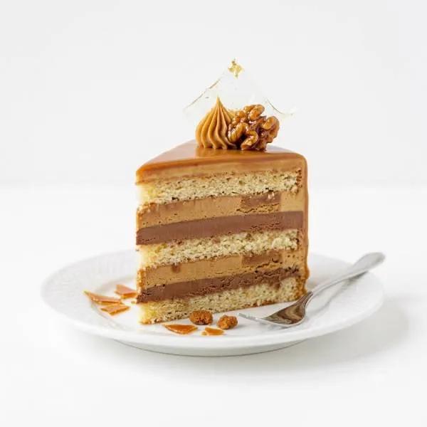 Dolcee Cake
