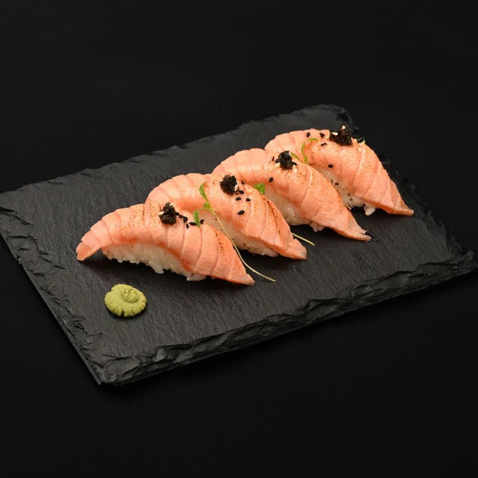 Nigiris Signature Saumon Braisé à La Truffe