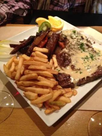 Entrecôte Aux Deux Fromages