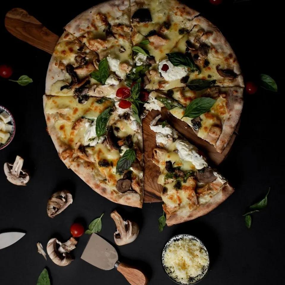 Pizza Bianco