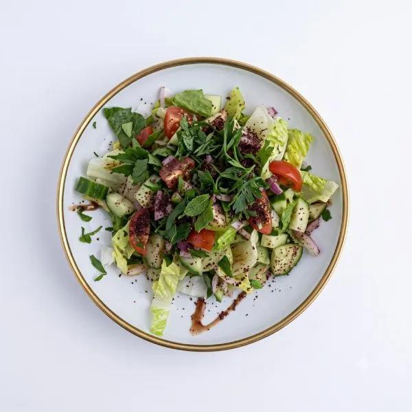 سلطة شرقية (Salade Orientale)