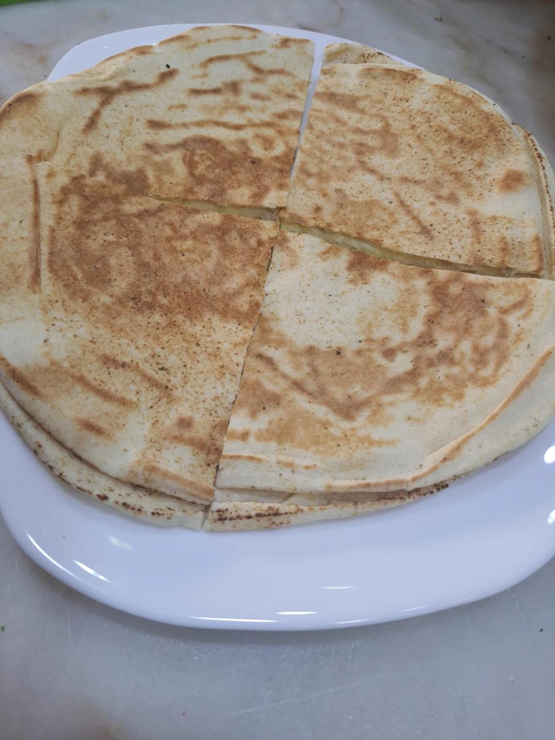 جبنة سورية إكسترا - زوج خبزات (Fromage Syrien Extra - 2 pains)
