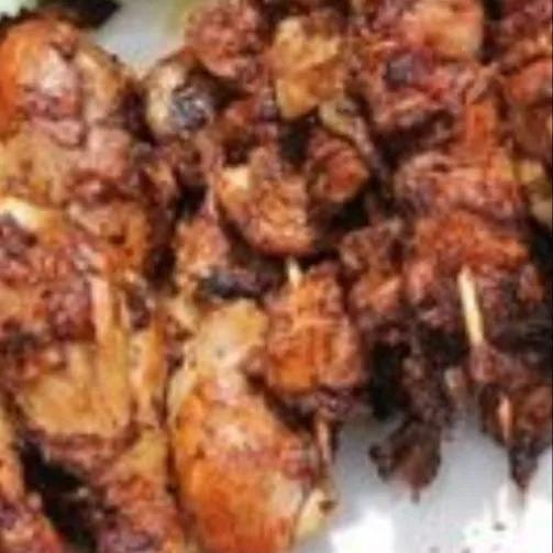 Offre le goût 2 : 1 kg Mixte de poulet grille au charbon