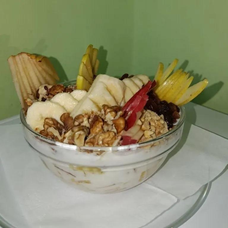 Salade De Fruits À Base De Raïb