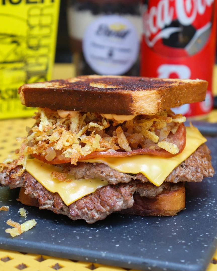 Pain de mie grillé des deux côtés