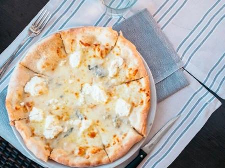 Pizza 4 Fromages