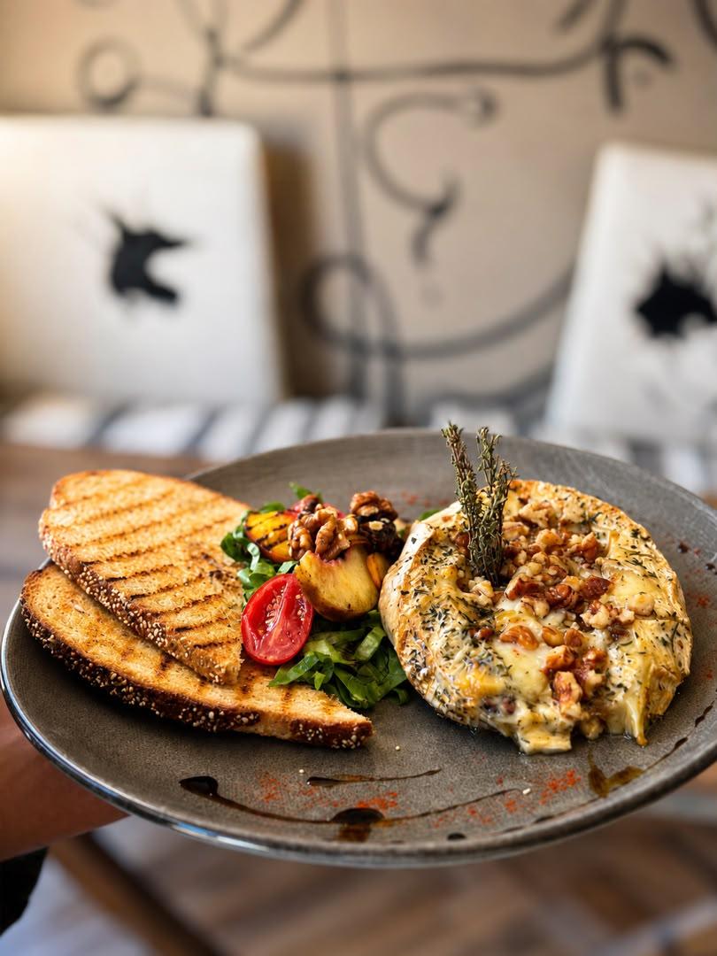 Camembert rôti au miel et noix