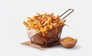 Frite cheddar, poulet fumé