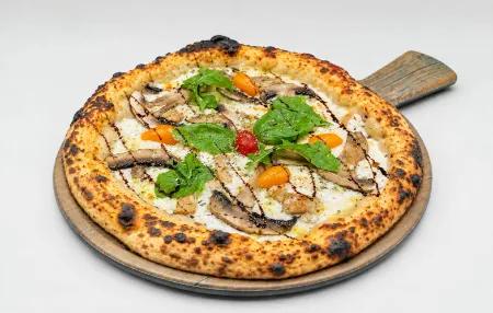 Pizza Aux Chevrettes (Sauce Rosée)