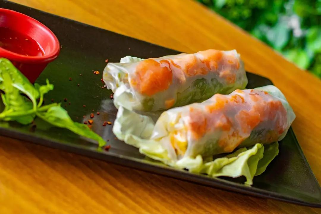 Spring Rolls saumon (2 pièces)