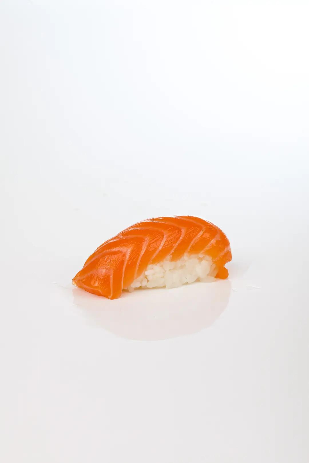 Nigiri saumon (2 pièces)