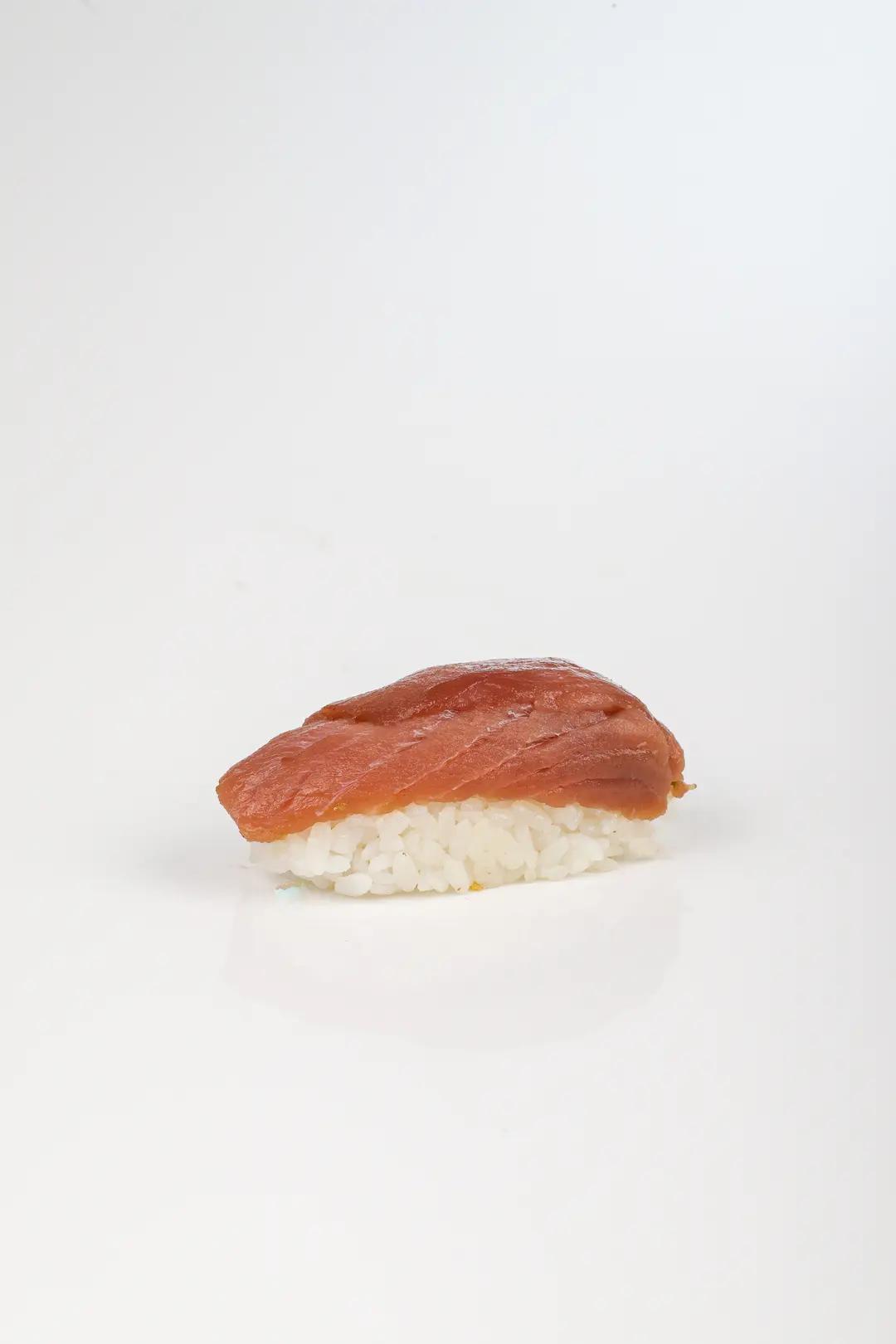 Nigiri thon (2 pièces)